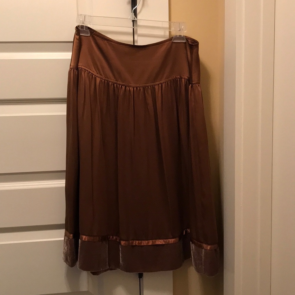BCBG To The Max Satin & Velvet Skirt